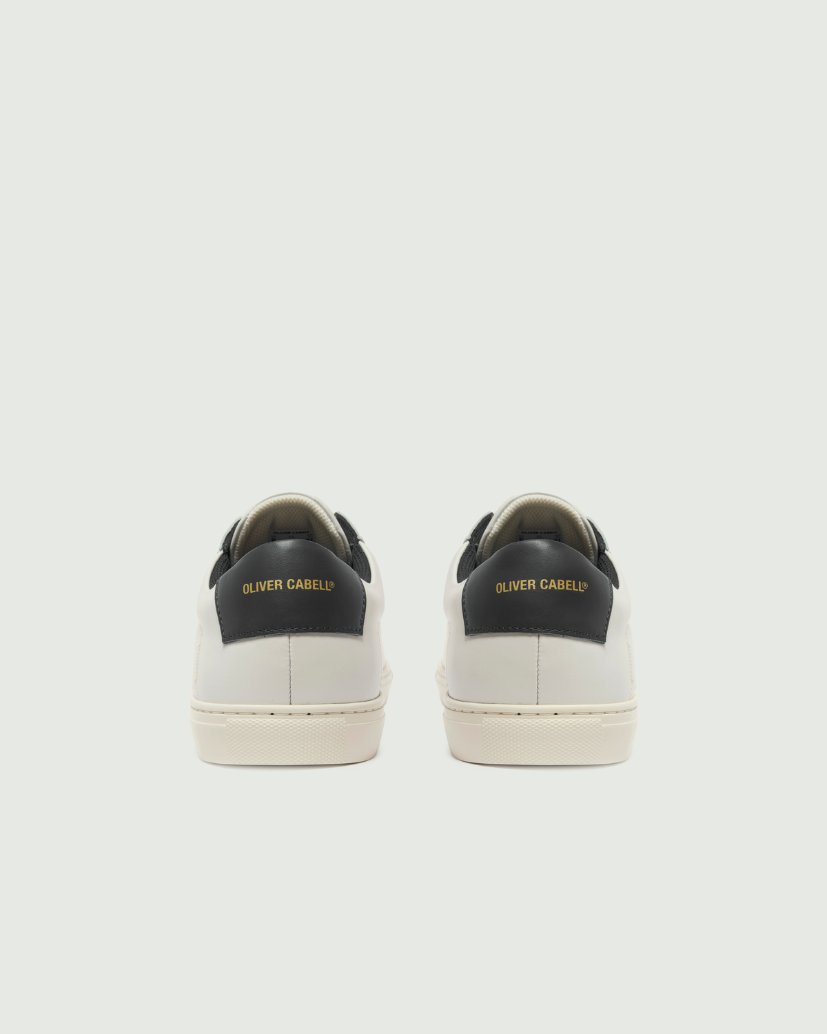 Low 1 | White / Black | Ivory (Orthopedic)